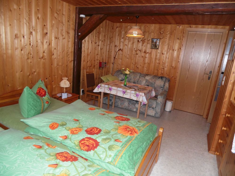 Hotel Zum Hecht à Herrnhut Extérieur photo