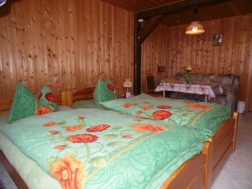Hotel Zum Hecht à Herrnhut Extérieur photo